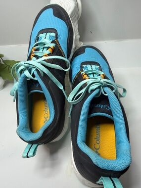Columbia Turquoise Blue and Yellow Trail Sneakers